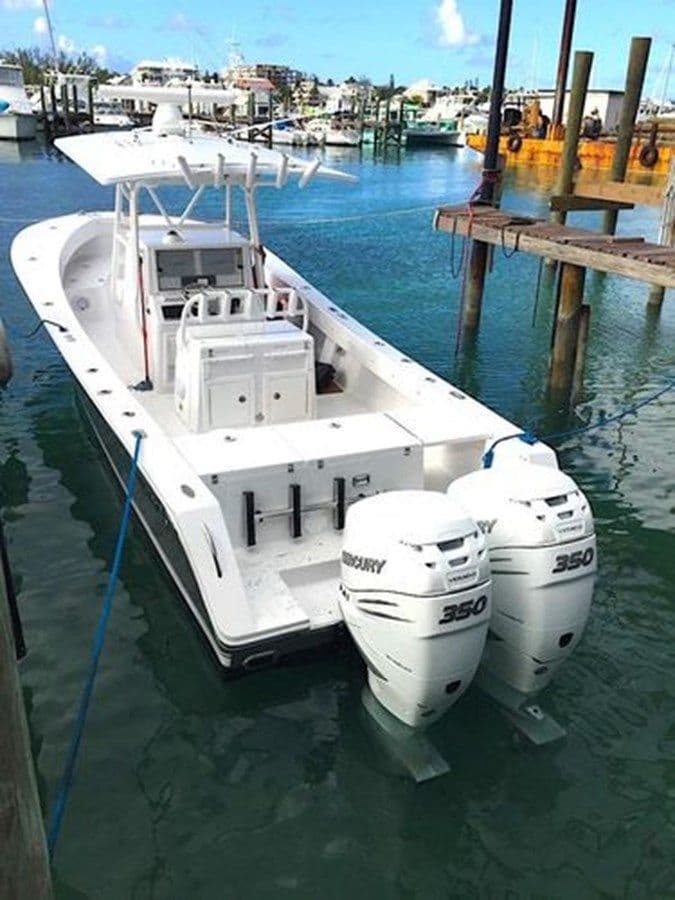 Buy a 2003 Regulator 32 Center Console 32 at Shestakov Yacht Sales