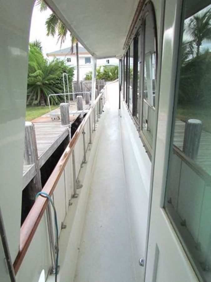 Лучшая цена на 1982 Hatteras LRC Long Range Cruiser 65 LRC