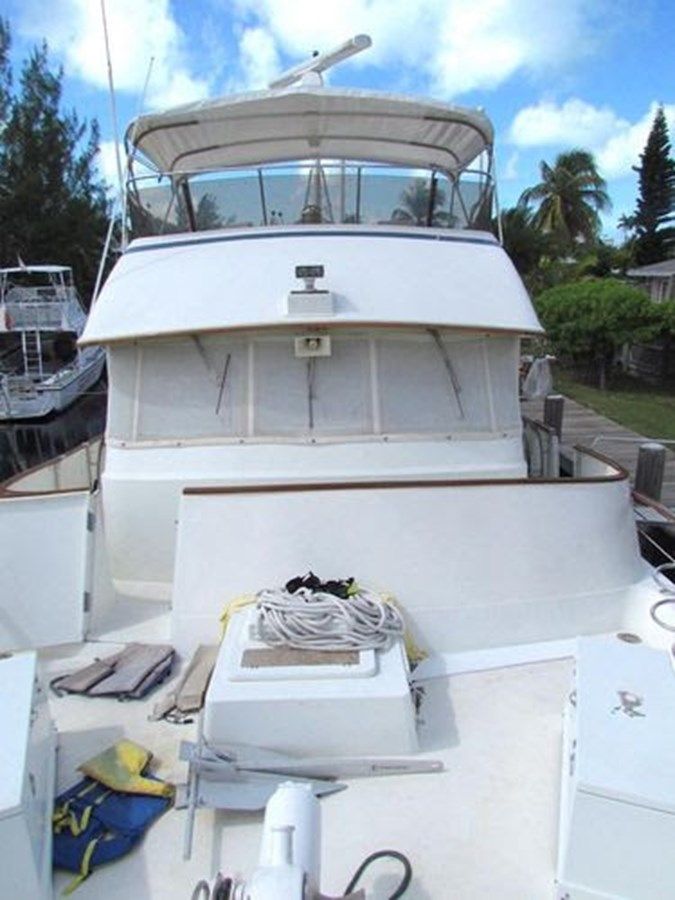 Купить яхту 1982 Hatteras LRC Long Range Cruiser 65 LRC в Shestakov Yacht Sales