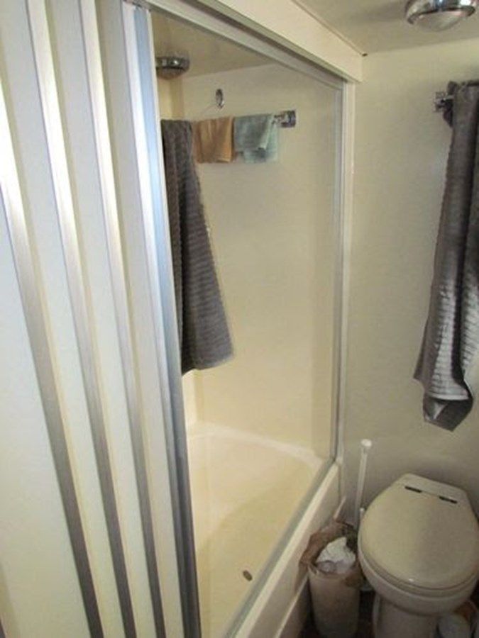 Стоимость яхты 1982 Hatteras LRC Long Range Cruiser 65 LRC