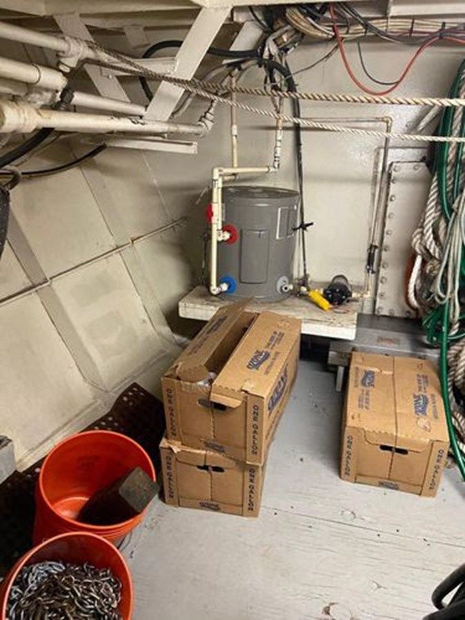 Лучшая цена на 1984 Commercial 72 Trawler Freezer Shrimper 1984