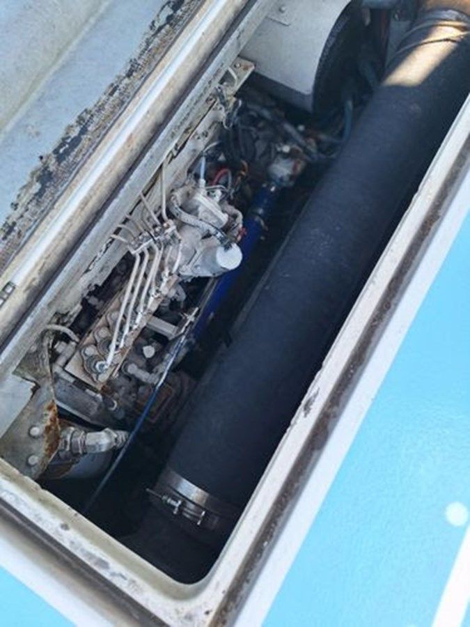 the best price on 1989 Albin 32 Sportfisher 32 Sportfisher