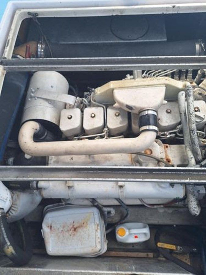 the best price on 1989 Albin 32 Sportfisher - ALBIN