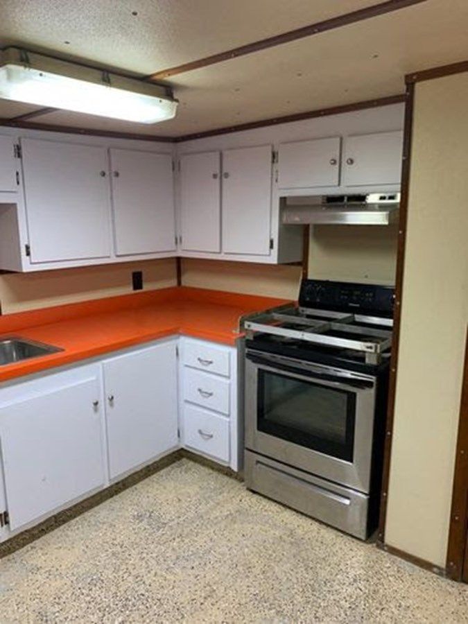 Buy a 1991 Commercial 170 Crew boat 170 at Shestakov Yacht Sales