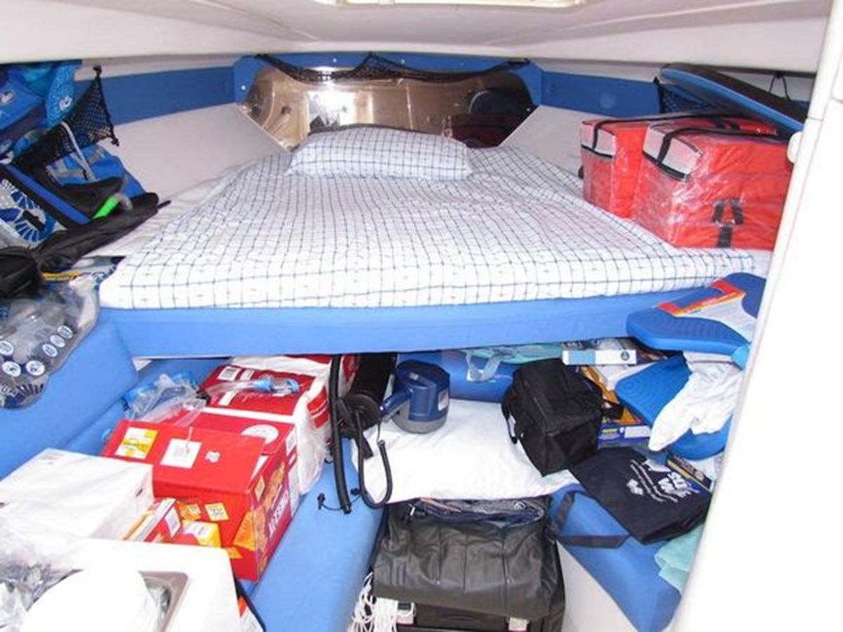 Лучшая цена на 2000 Intrepid 366 Cuddy 366 Cuddy