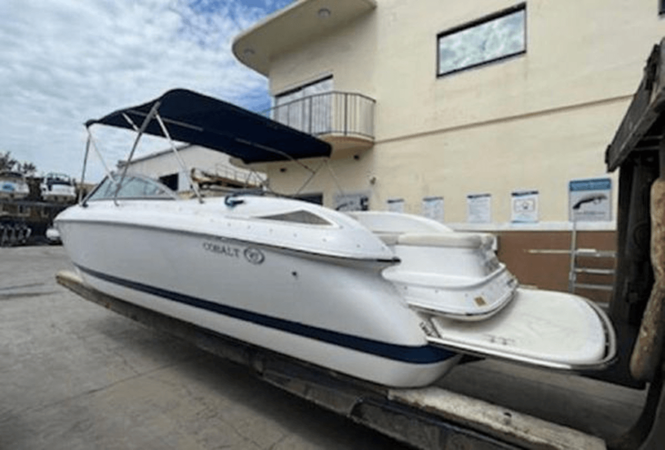 Купить 2006 Cobalt 272 272