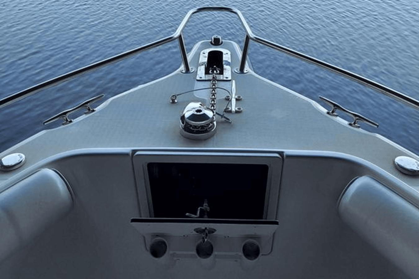 Mister Lucky - CENTURY BOATS