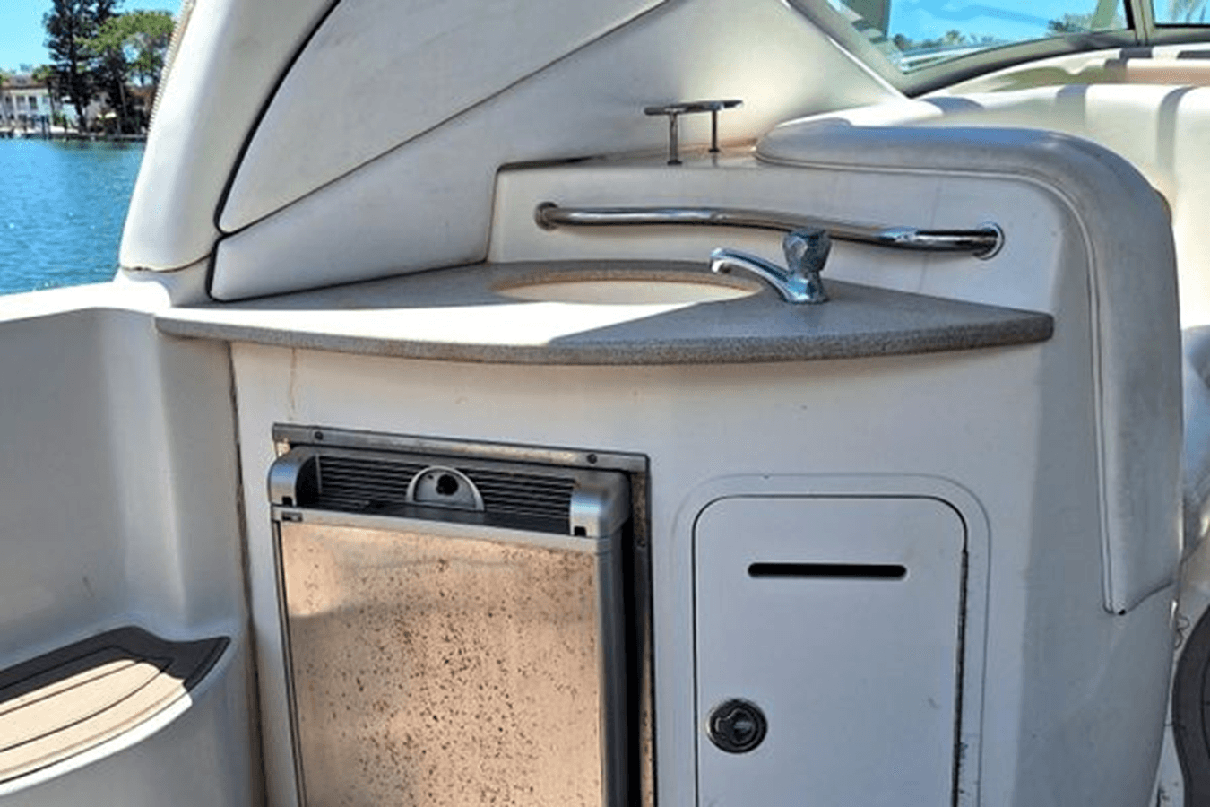 Продажа яхты MiCa 2007