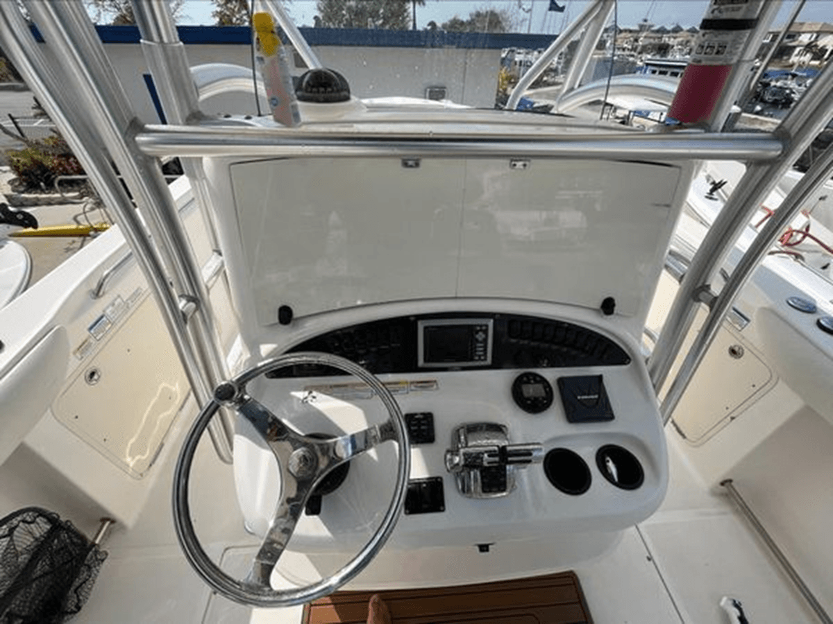the best price on 2008 Boston Whaler 320 Outrage