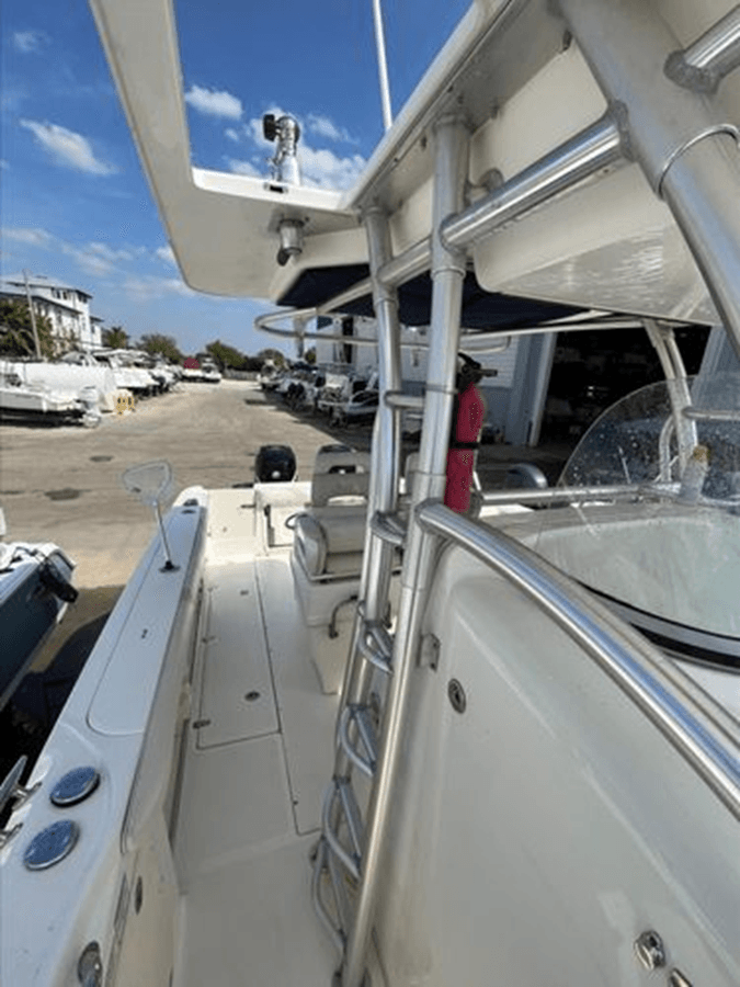 Buy a 2008 Boston Whaler 320 Outrage 2008 at Shestakov Yacht Sales