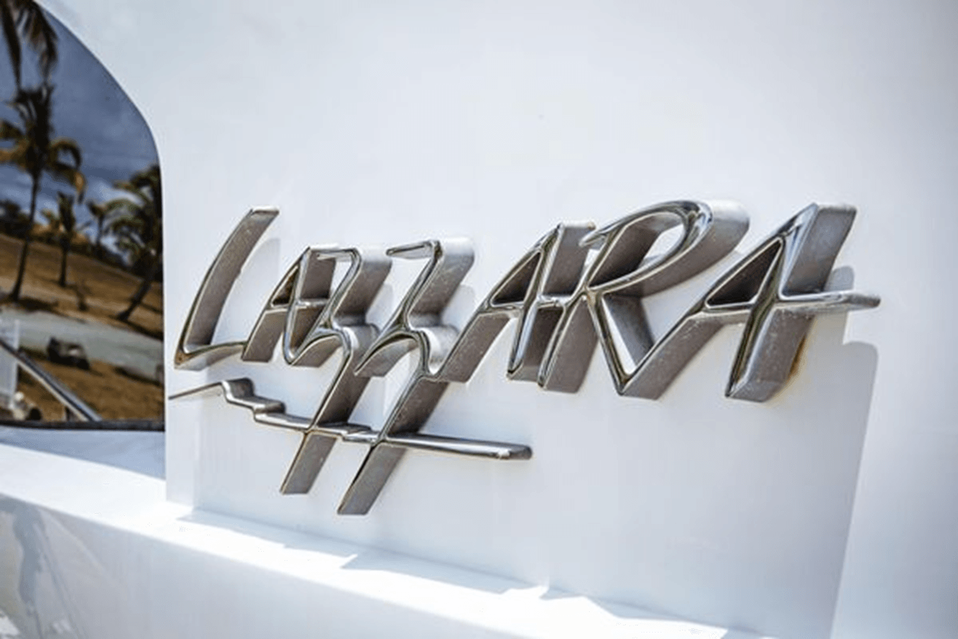 Buy a yacht Lovin Life 2008