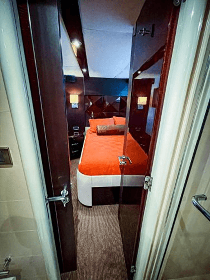 Buy a Lovin Life 75 at Shestakov Yacht Sales