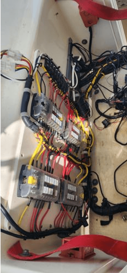 K DEE - WORLD CAT yacht sale