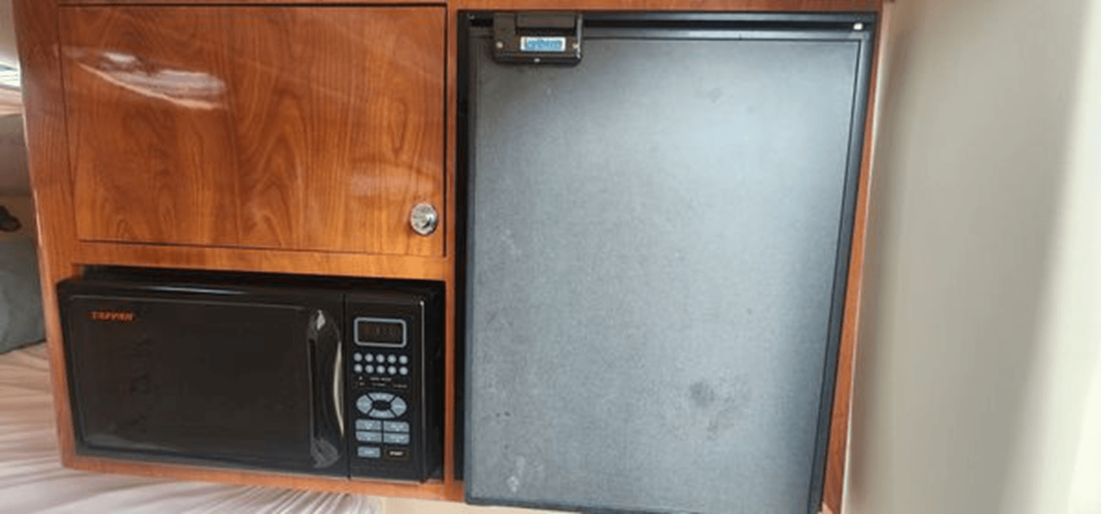 Buy a K DEE - WORLD CAT at Shestakov Yacht Sales