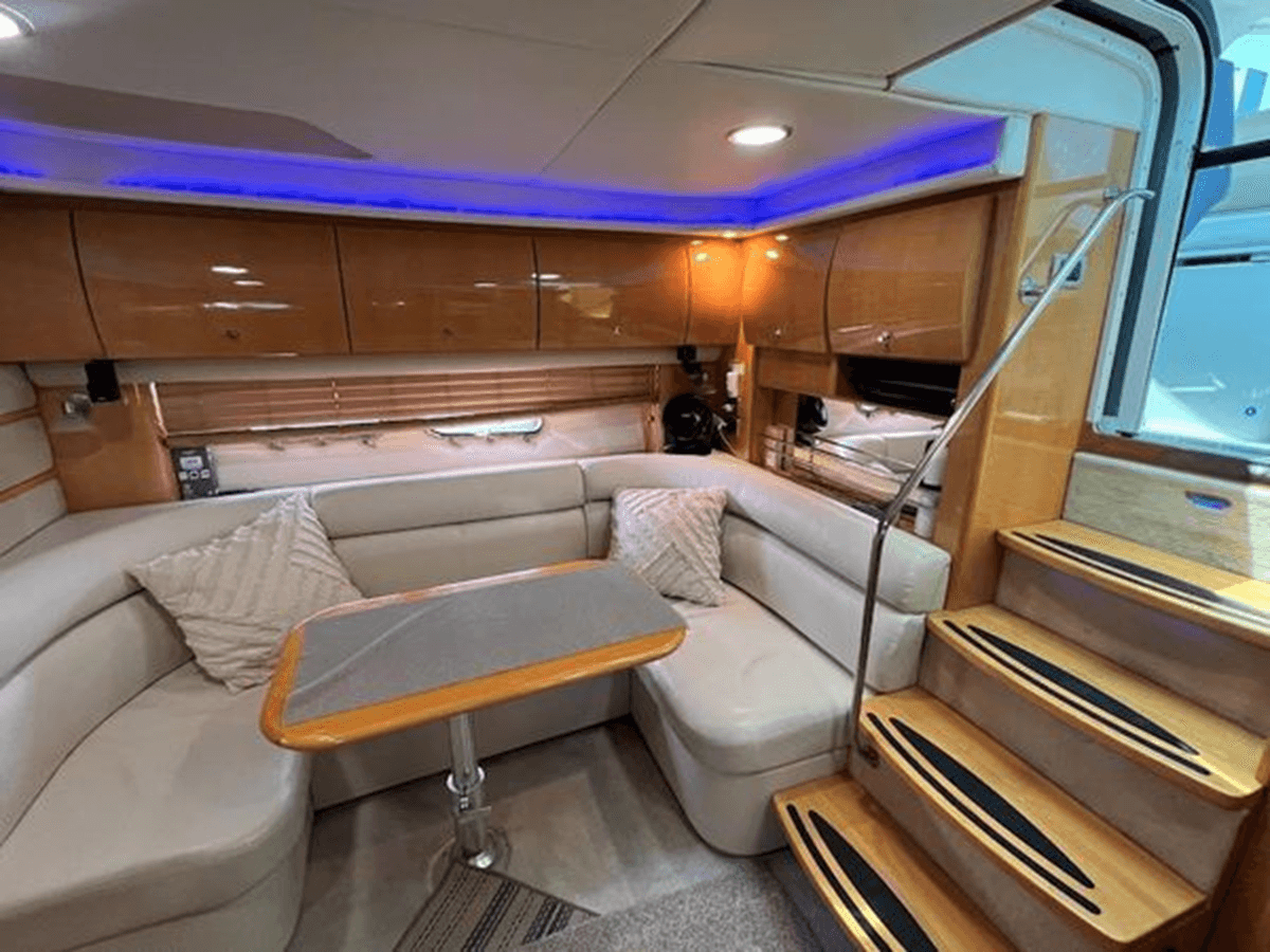 2011 Four Winns V475