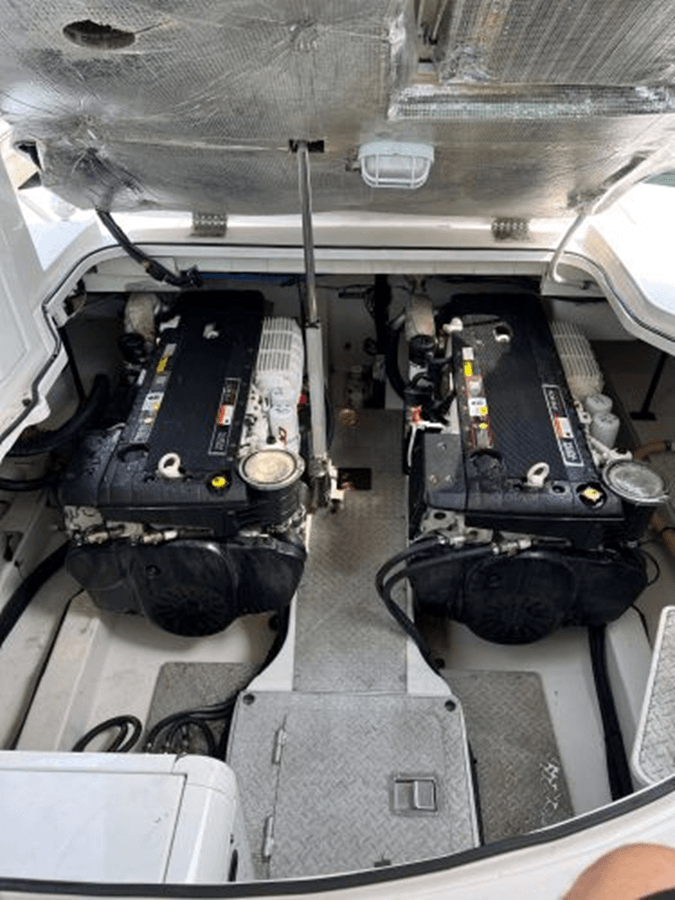 2011 Four Winns V475 47 yacht sale