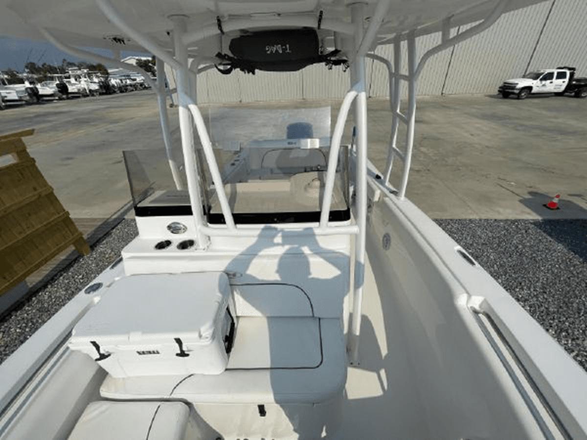 the best price on 2014 Sea Hunt Edge 24