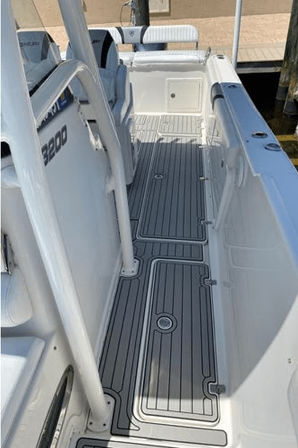 2015 Century 3200 Center Console 3200 Center Console price