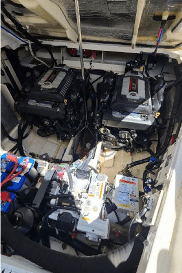 Buy a yacht 2016 Sea Ray 330 Sundancer - SEA RAY