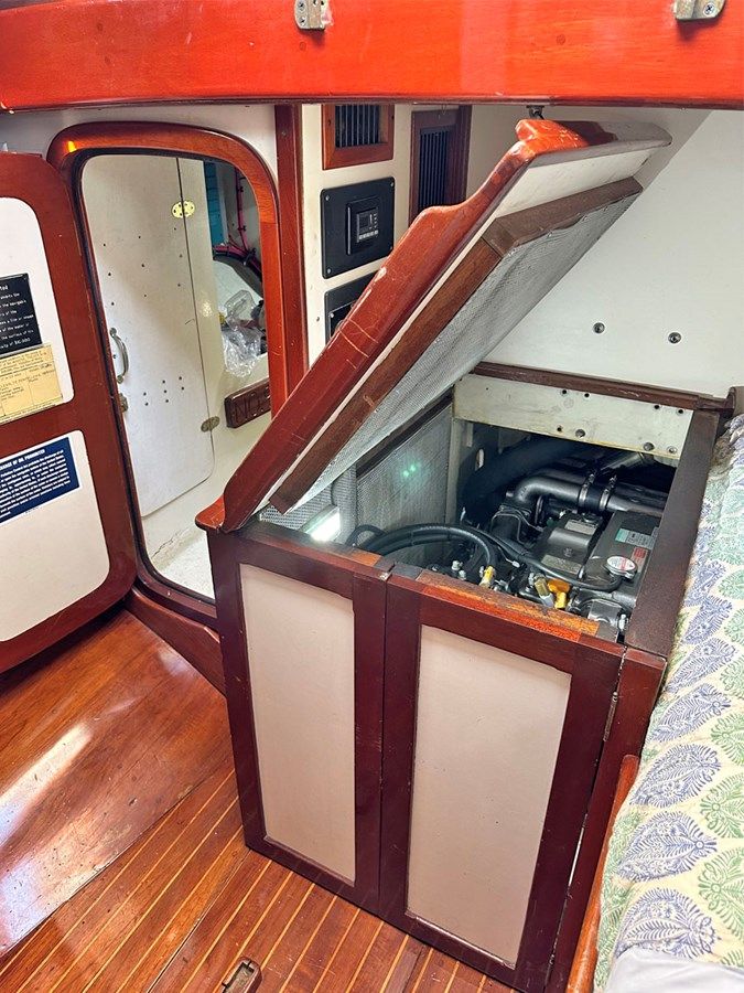 Лучшая цена на NARWHAL 1987