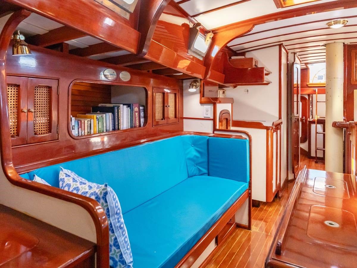 Лучшая цена на NARWHAL - CHERUBINI