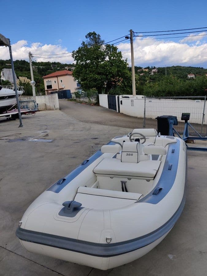 Купить яхту Williams Jet Tenders 385 12 в Shestakov Yacht Sales