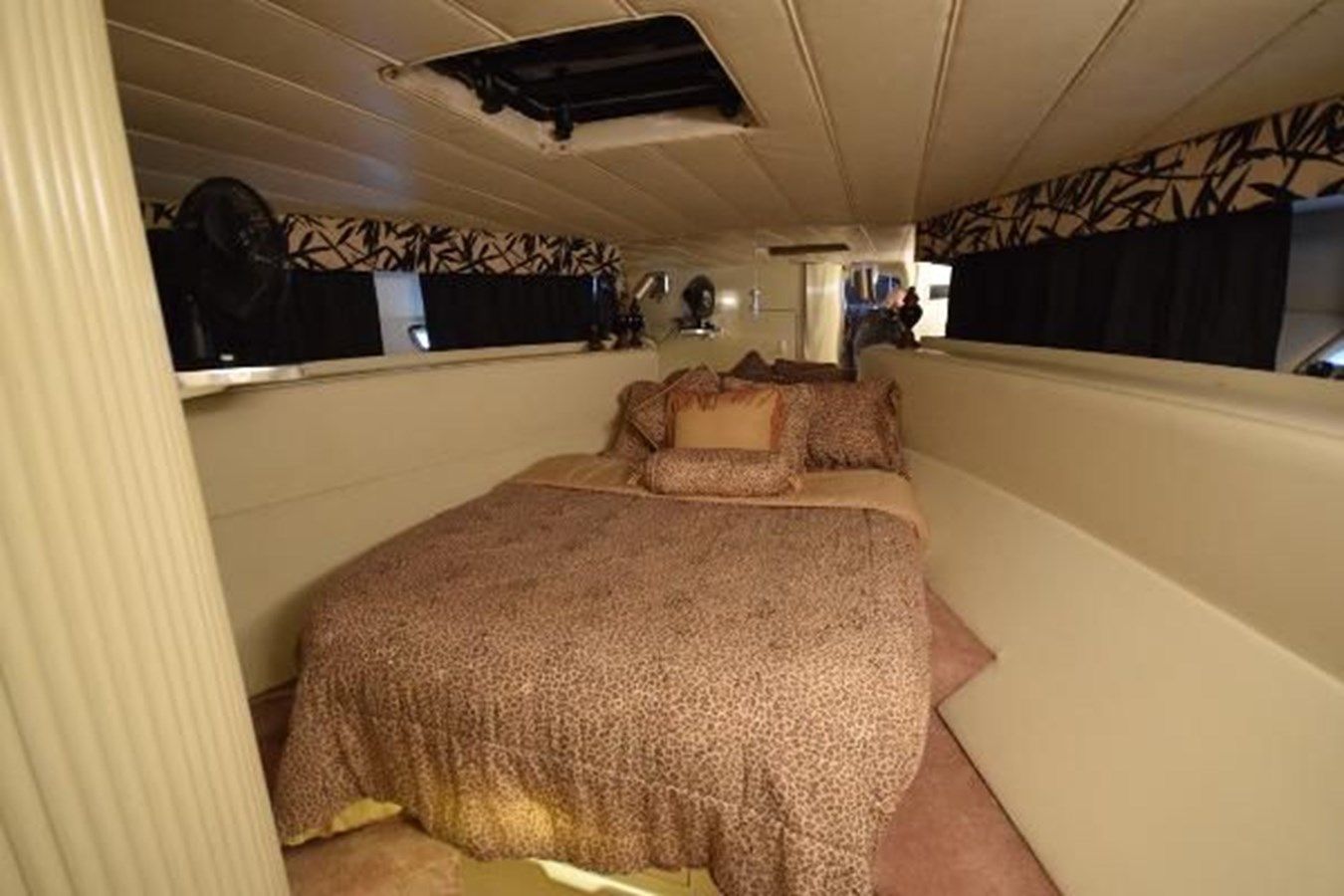 Лучшая цена на 1986 Cheoy Lee 65 Midnight Lace - Cheoy Lee