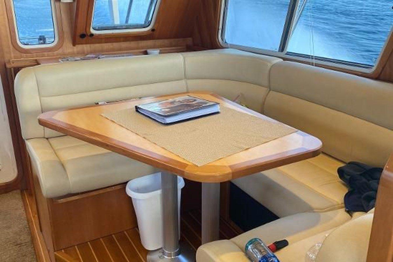 Купить 2010 Costal Craft 400 IPS Coastal Cruiser 400 IPS Coastal Cruiser