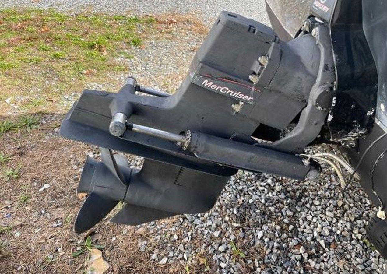 2011 Hurricane 201 Sundeck - HURRICANE price