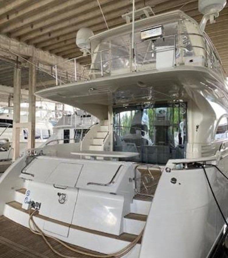 best yacht sales deals 2004 Marquis 65 - Marquis