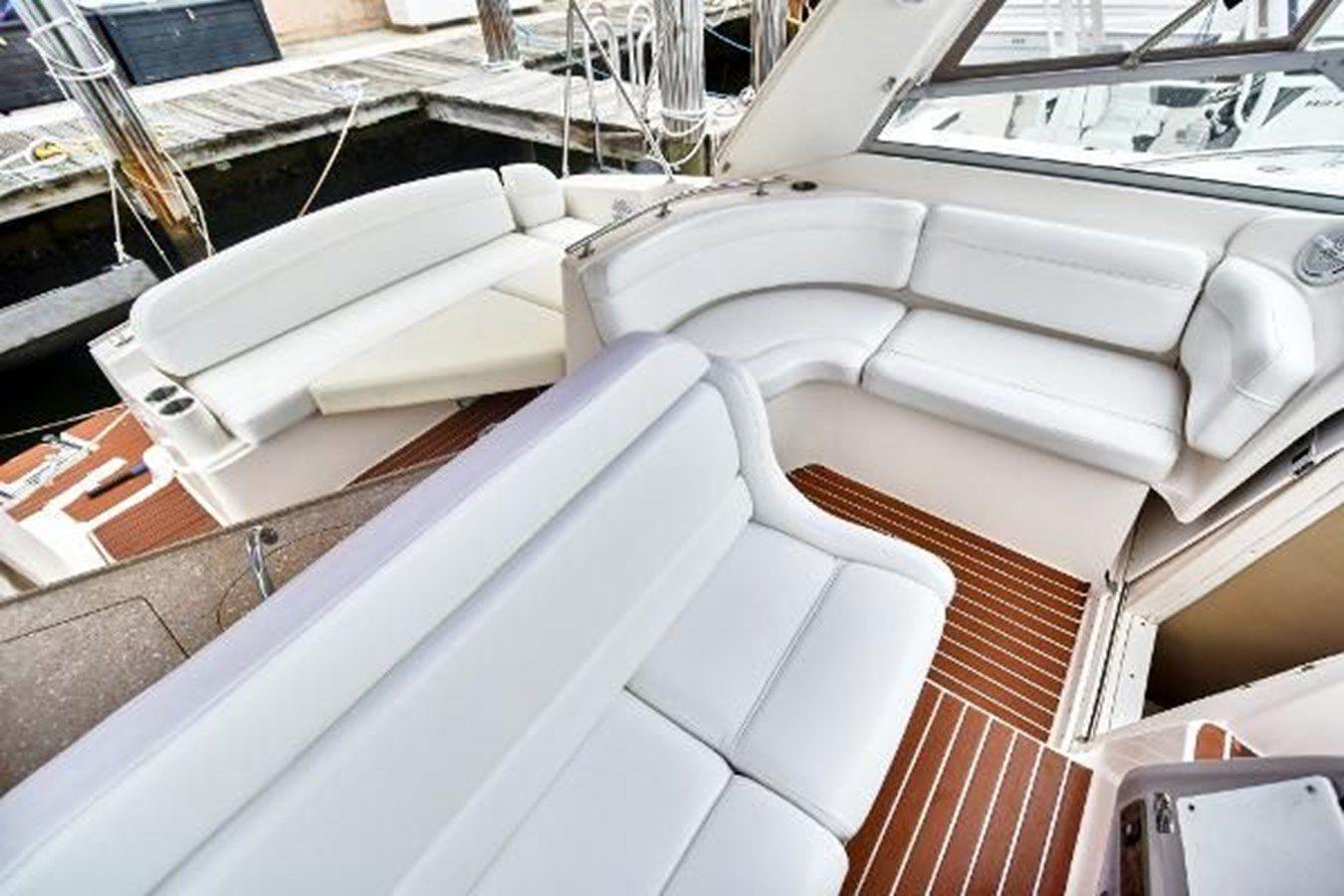 the best price on 2005 Rinker Fiesta Vee 342