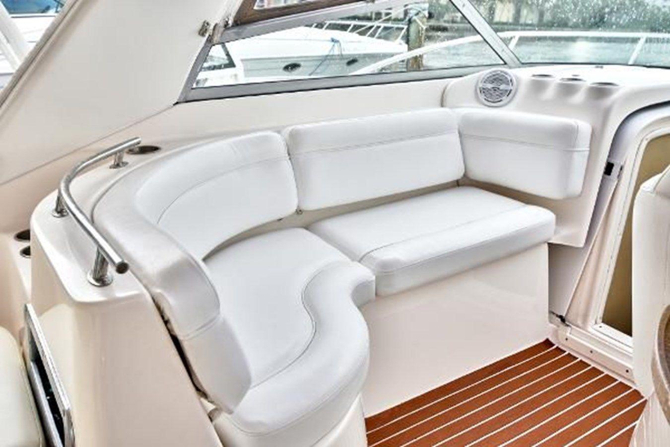 best yacht sales deals 2005 Rinker Fiesta Vee 342 37