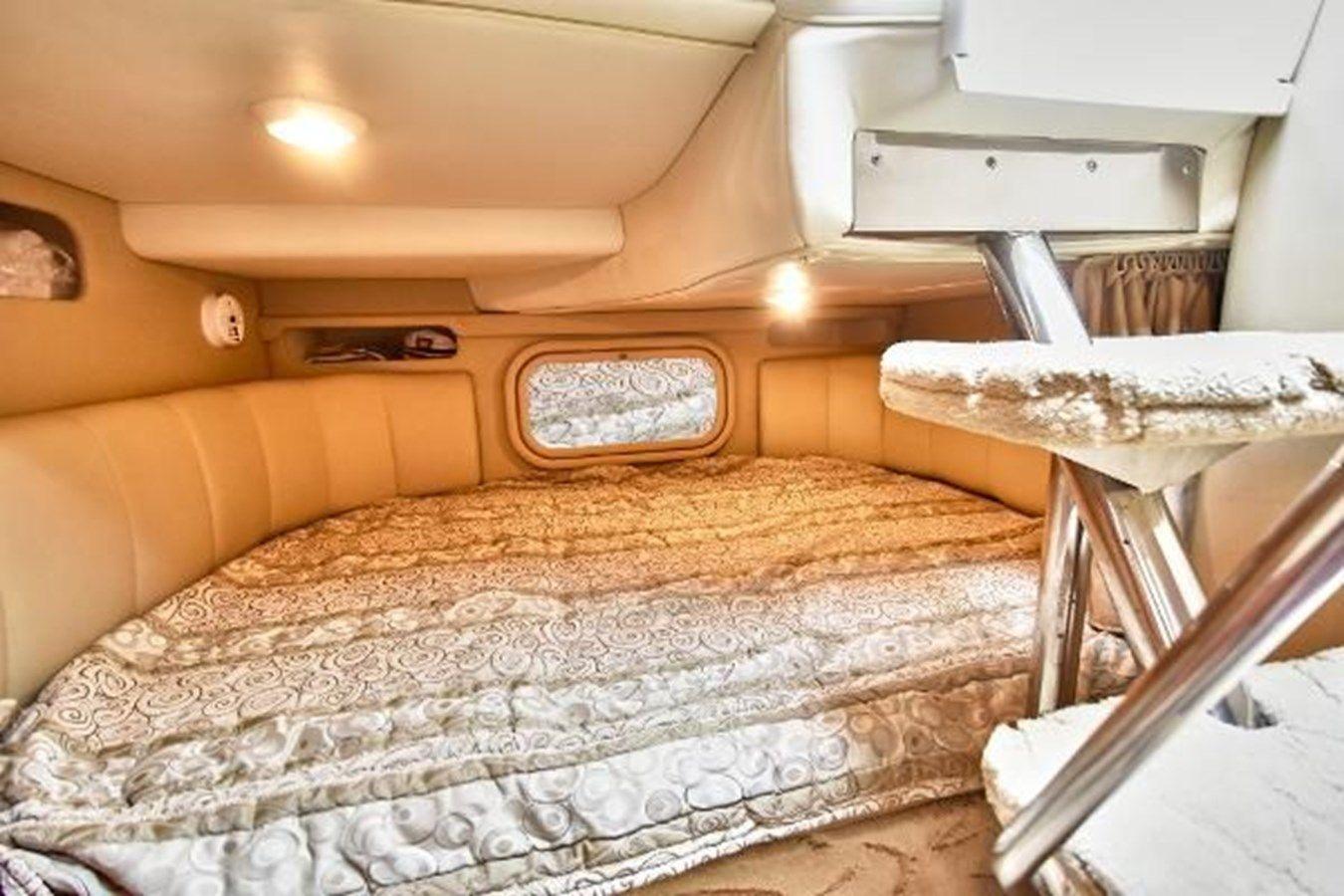 best yacht sales deals 2005 Rinker Fiesta Vee 342 2005