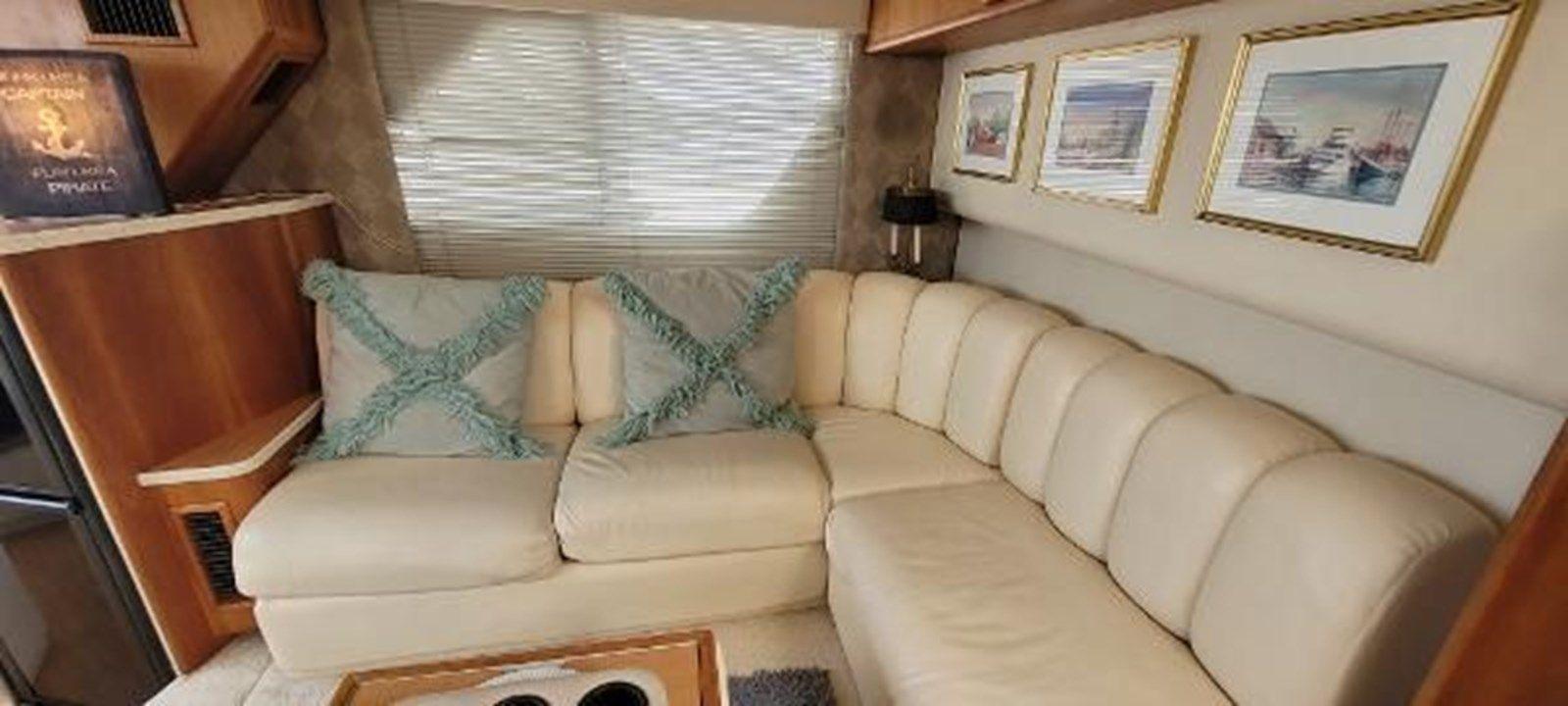 Лучшая цена на 2000 SILVERTON 392 MOTOR YACHT