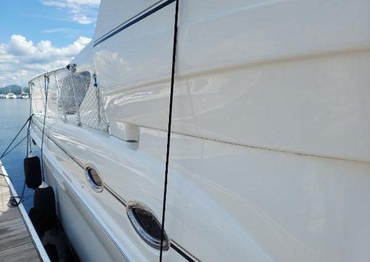 Купить 2003 Sea Ray 390 Motor Yacht - SEA RAY