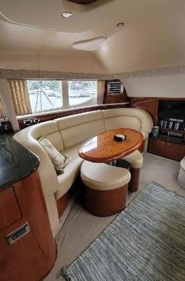 Купить 2003 Sea Ray 390 Motor Yacht 2003
