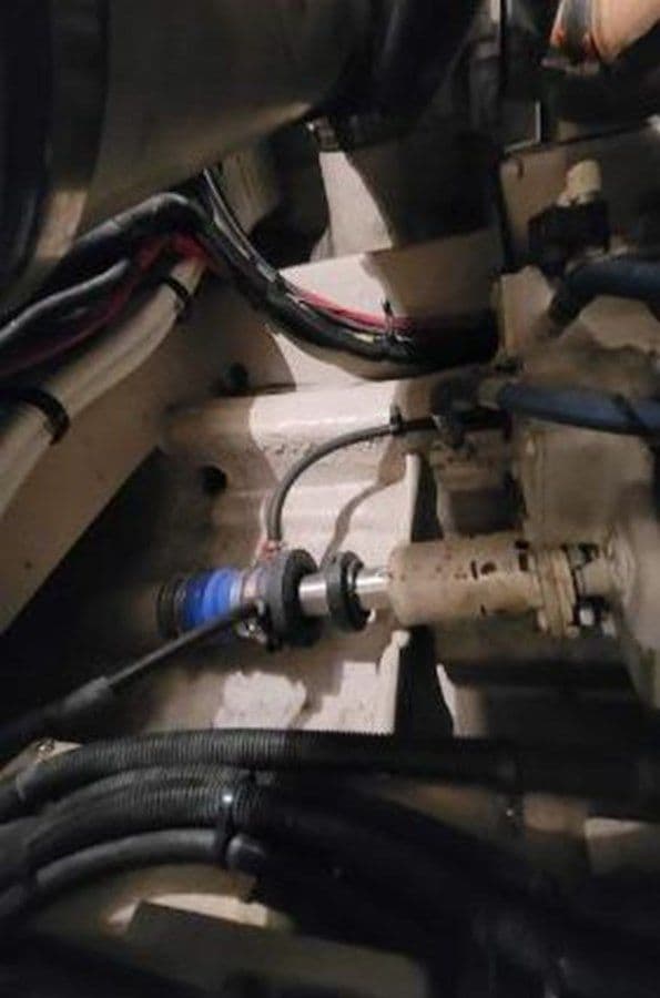 2003 Sea Ray 390 Motor Yacht - SEA RAY