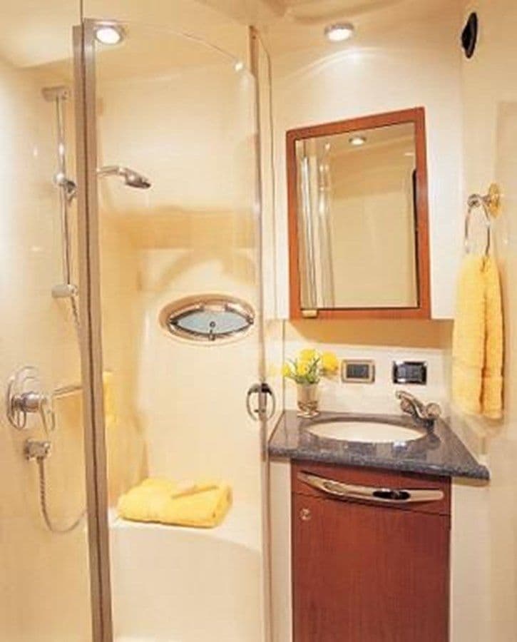 Купить 2003 Sea Ray 390 Motor Yacht 390 Motor Yacht