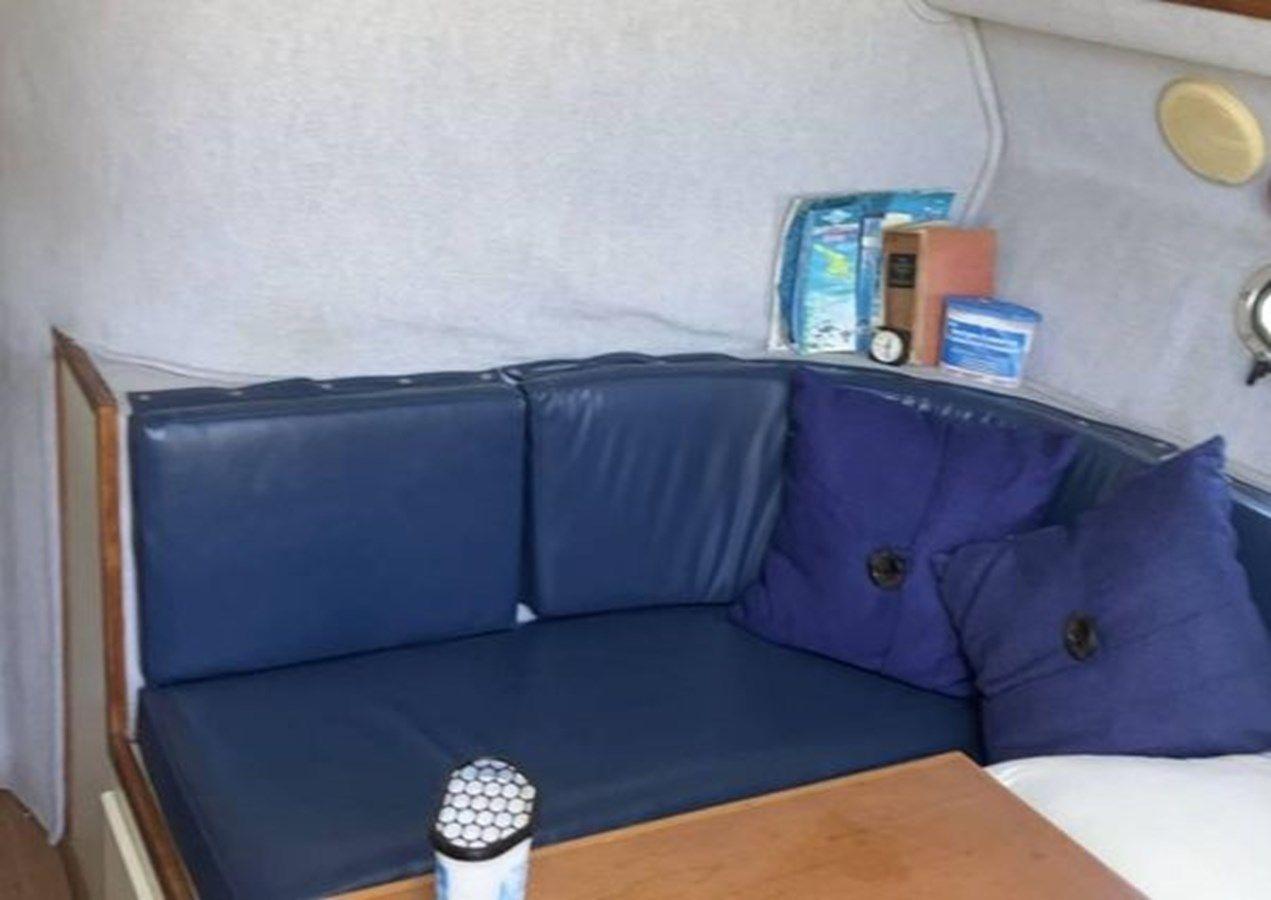 the best price on 1989 Navigator 336 33