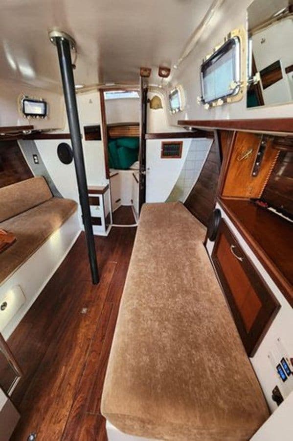 Buy a Serene 1982 at Shestakov Yacht Sales