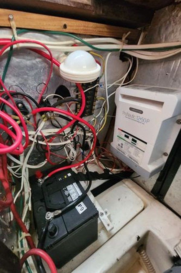 Buy a yacht Serene - HUNTER