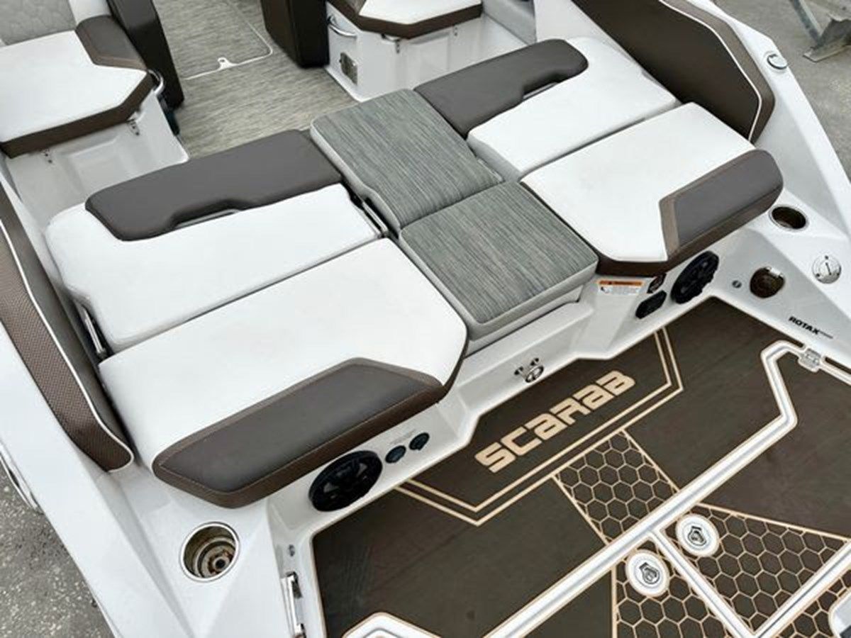 Buy a yacht 2019 Scarab 255 ID Open 2019