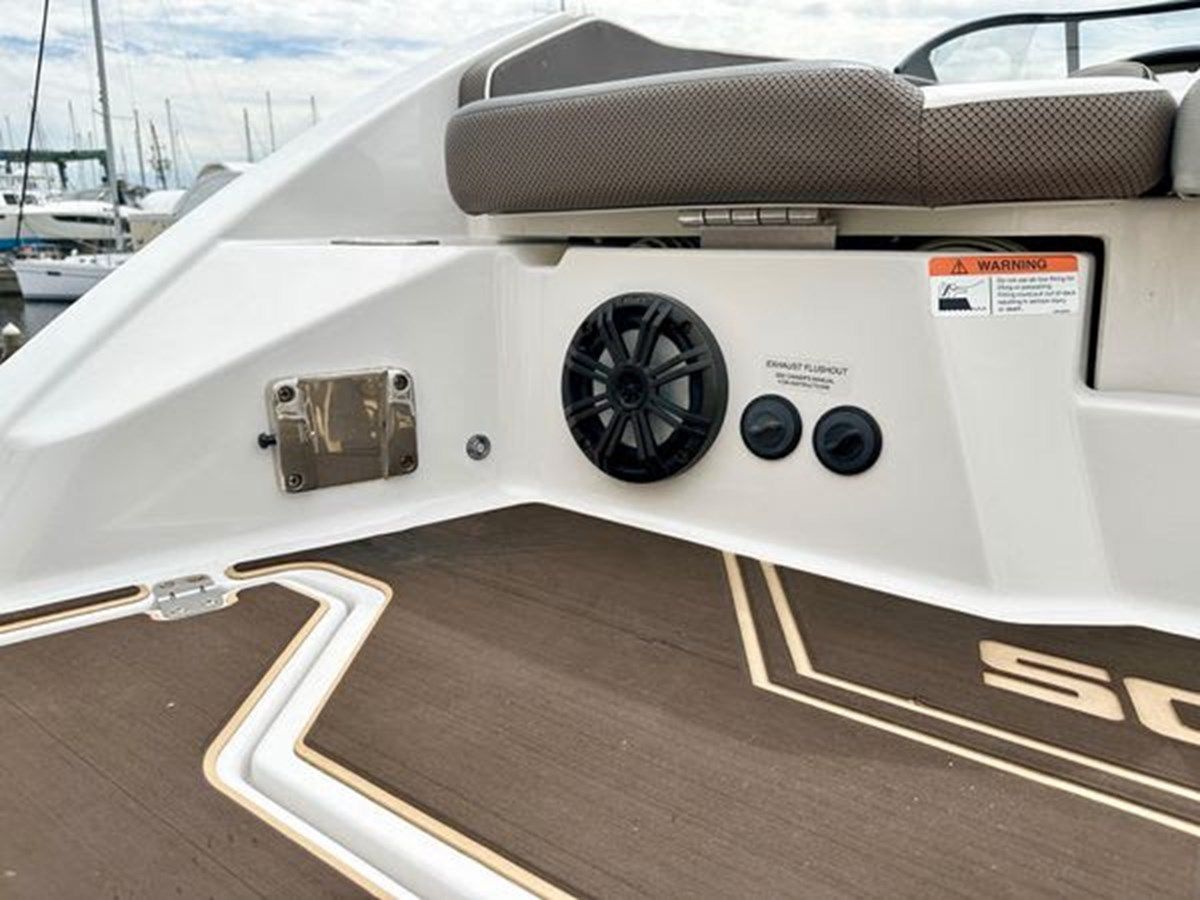 2019 Scarab 255 ID Open yacht sale