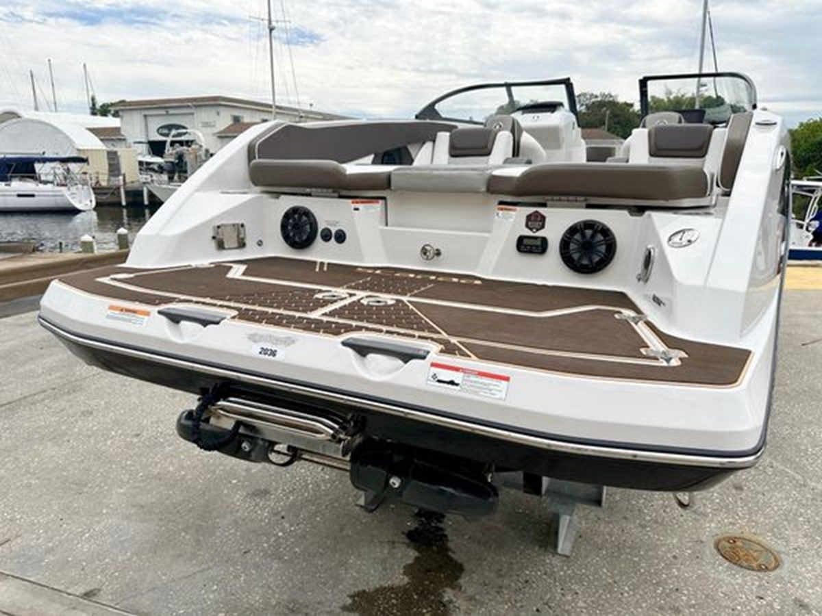 Buy a 2019 Scarab 255 ID Open - SCARAB at Shestakov Yacht Sales