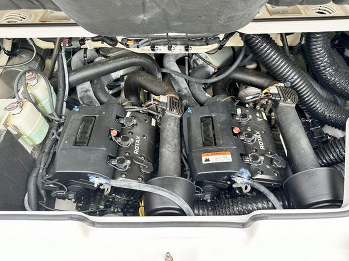 Buy a yacht 2019 Scarab 255 ID Open - SCARAB