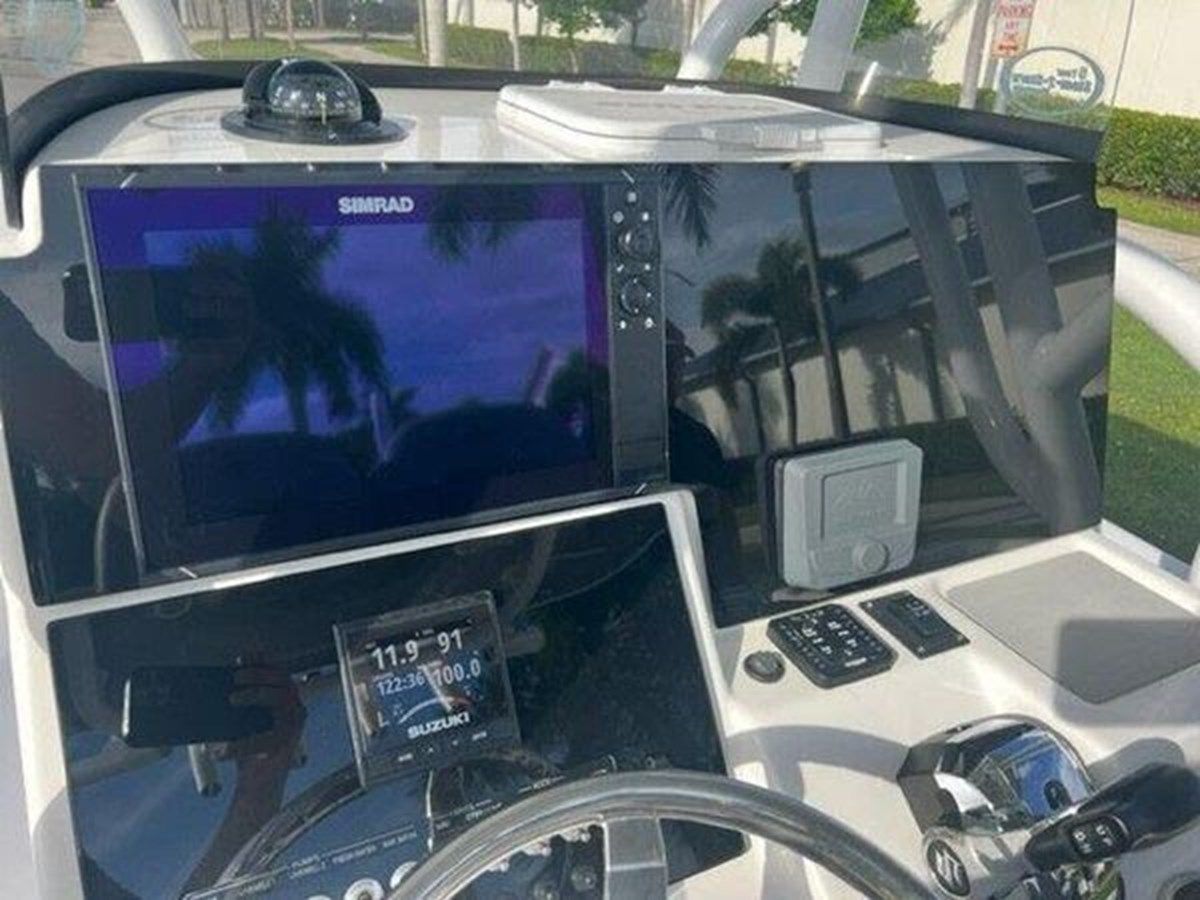 Buy a 2021 Sea Pro 248 Bay - SEA PRO at Shestakov Yacht Sales