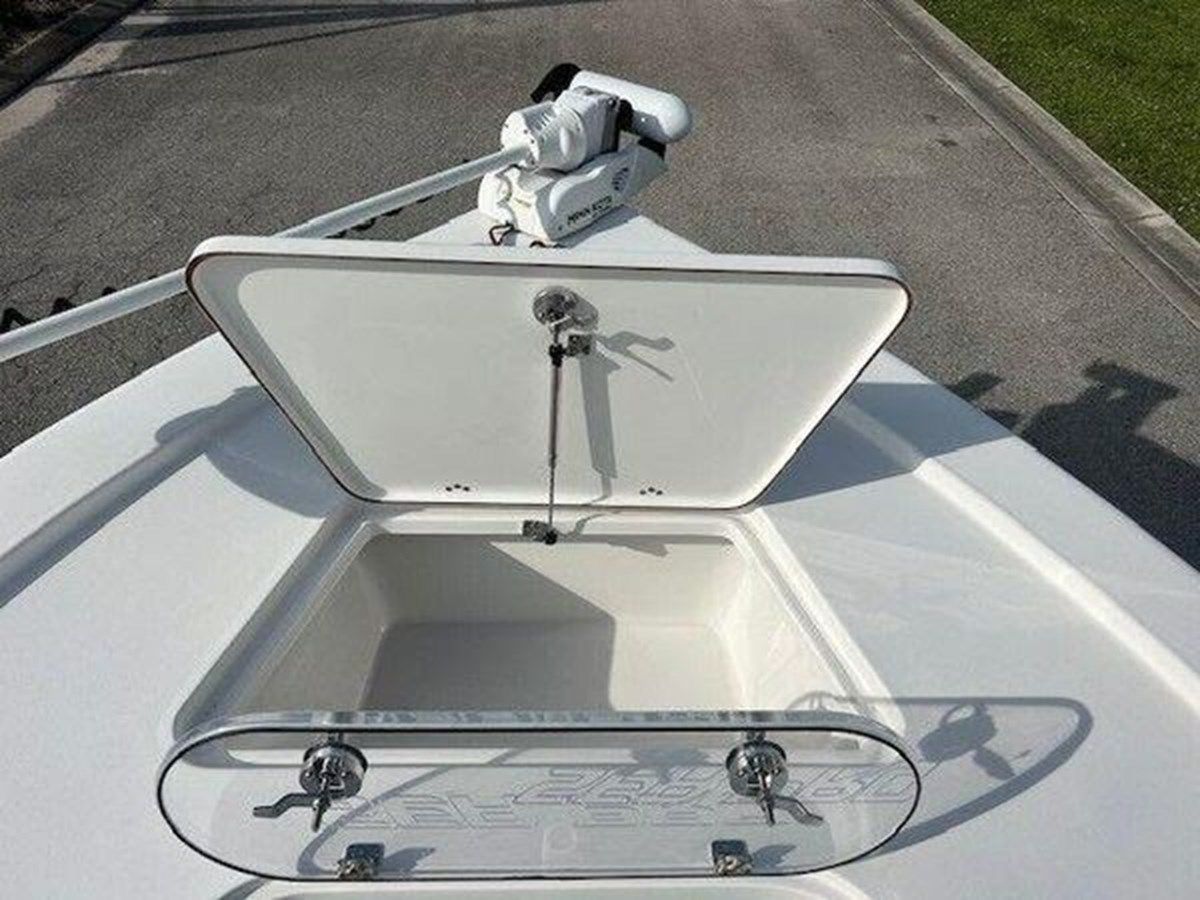 Buy a 2021 Sea Pro 248 Bay 248 Bay at Shestakov Yacht Sales