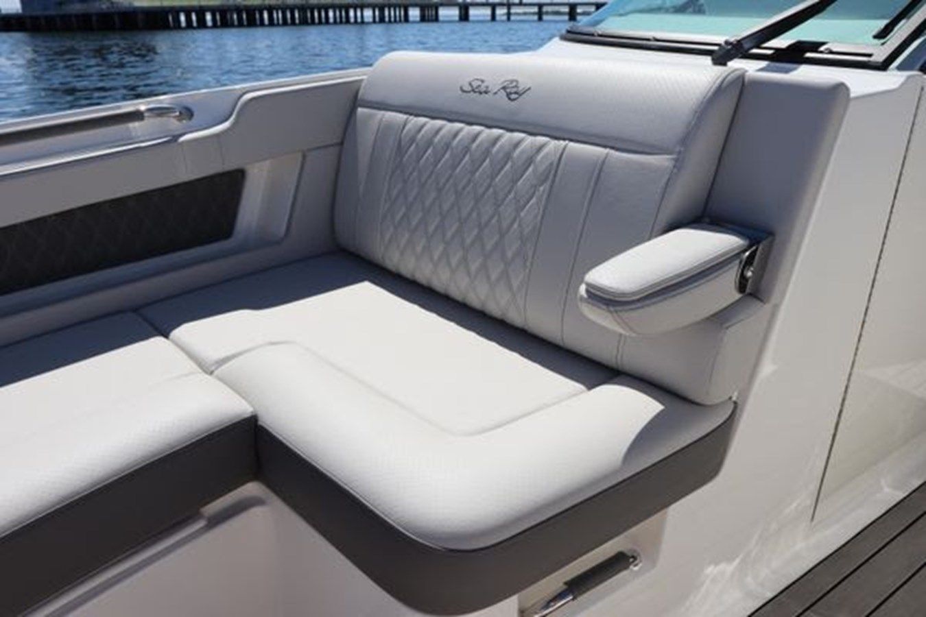 the best price on Settle Down 310 SLX