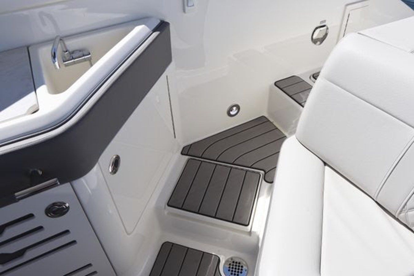 Buy a yacht Settle Down