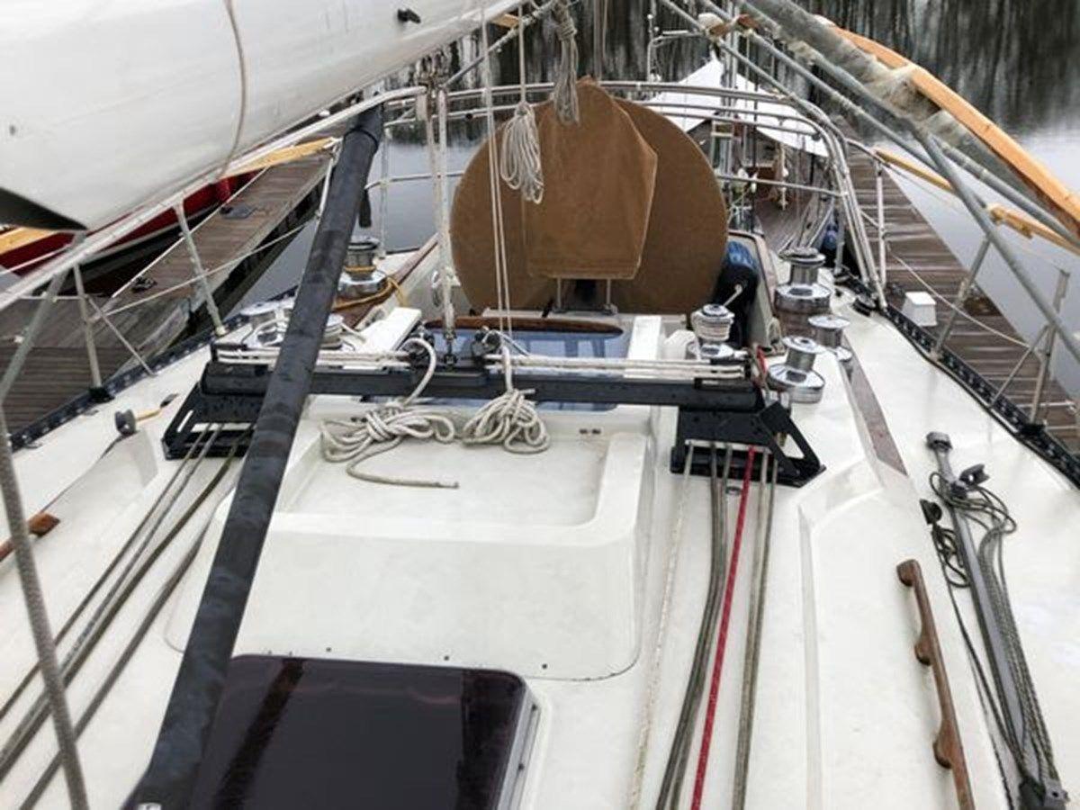 Buy a yacht 1988 C&C AC41 1988